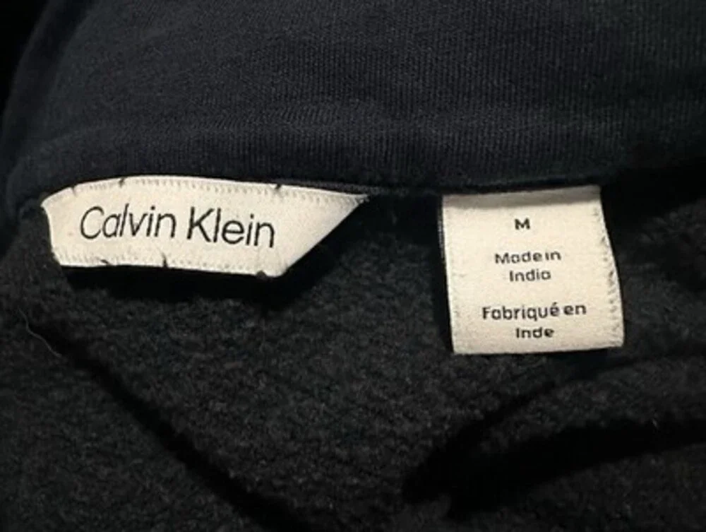 Calvin Klein Men’s Navy/Gray M 1/4 Zip Mock Neck Logo Sweatshirt